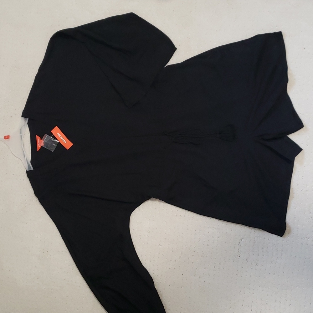 NWT  shorts romper with tie waist